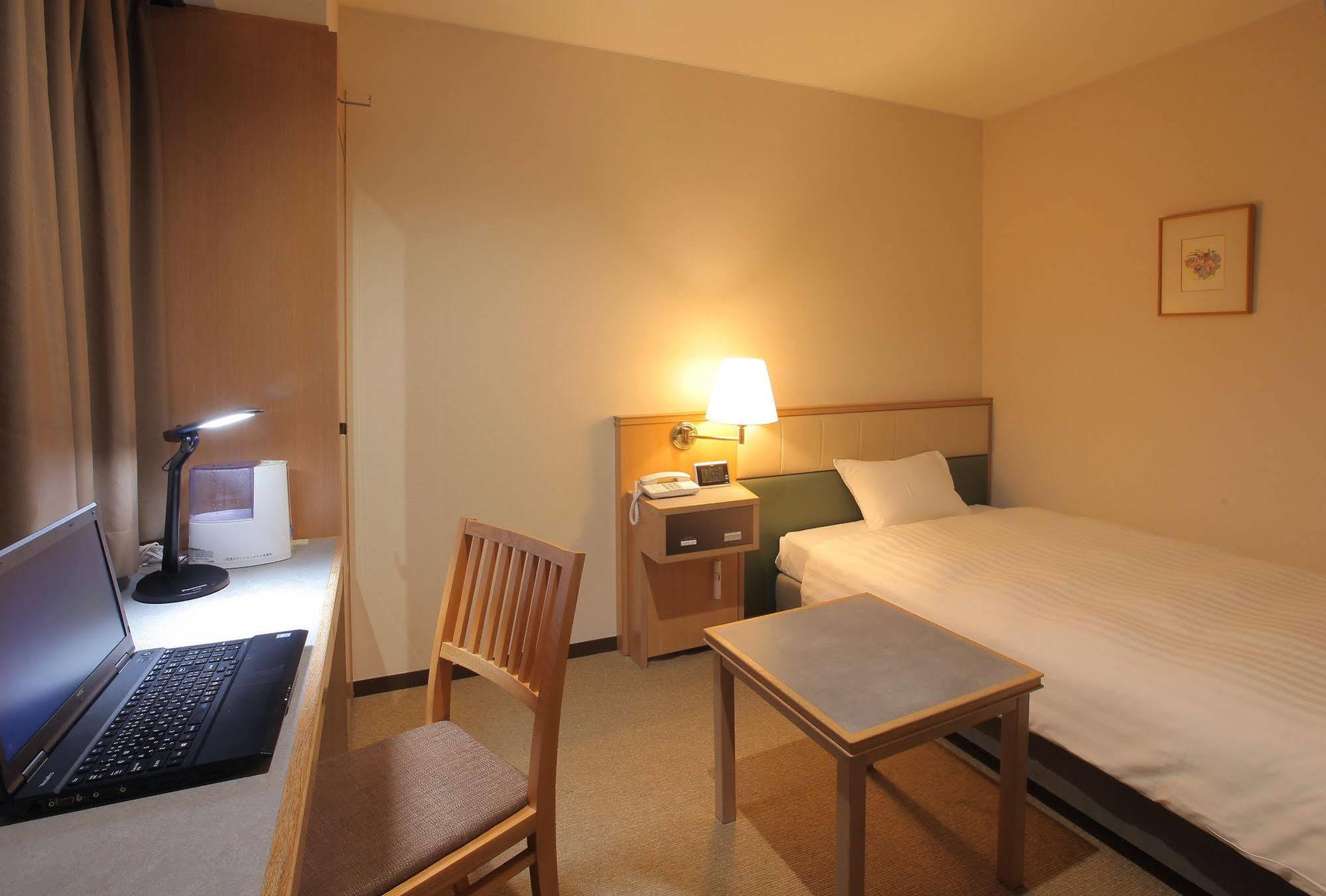Odakyu Station Hotel Hon-Ацуги Екстериор снимка