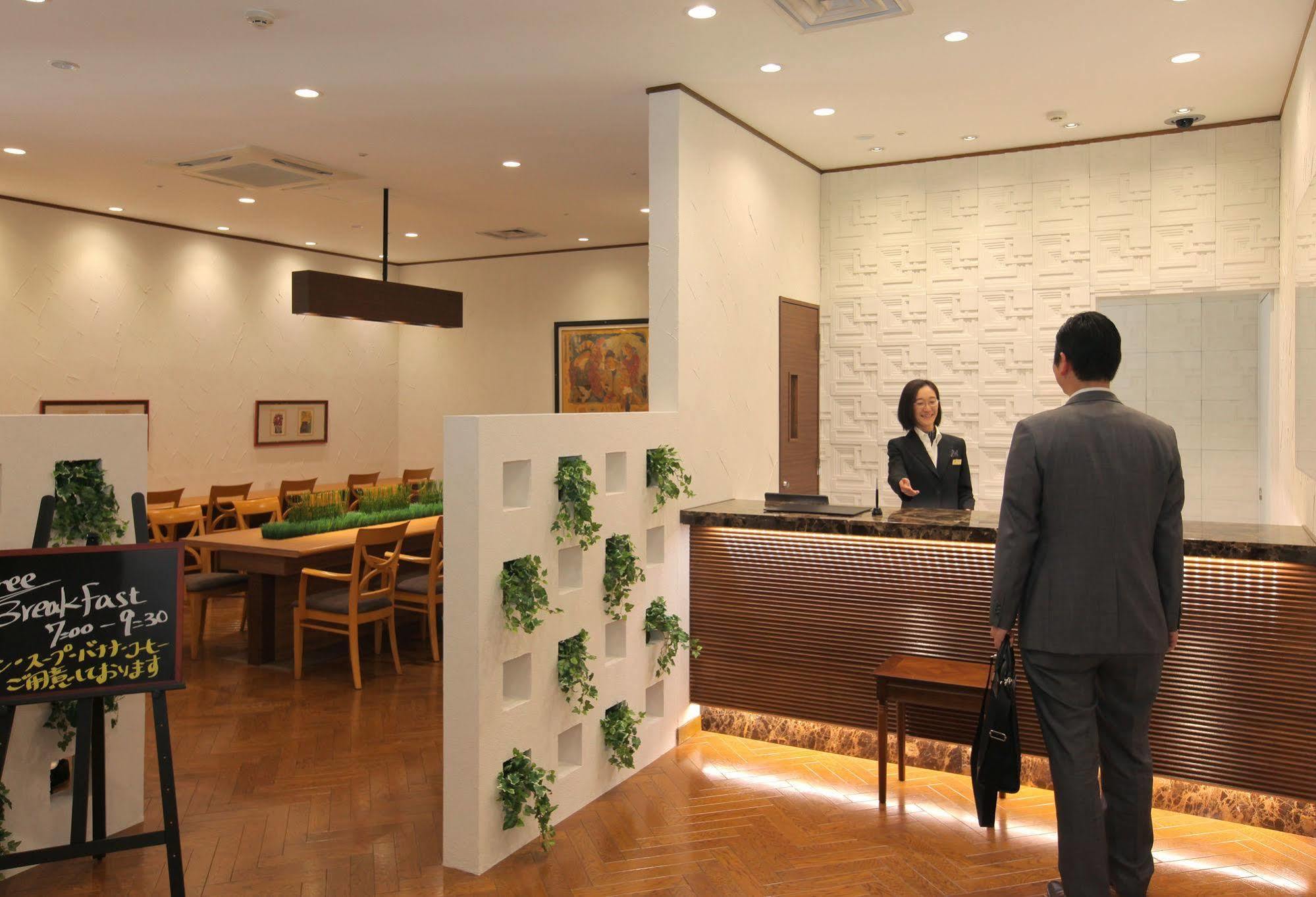 Odakyu Station Hotel Hon-Ацуги Екстериор снимка